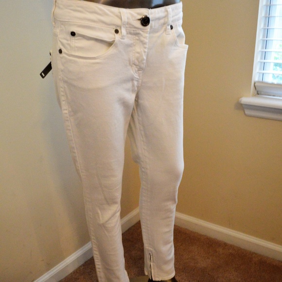 Burberry Denim - Burberry White Skinny Jeans Ankle Zips 28